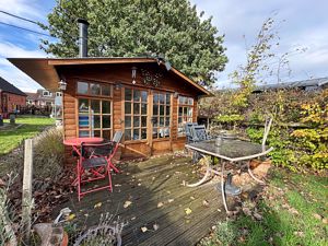 Summer house 1- click for photo gallery